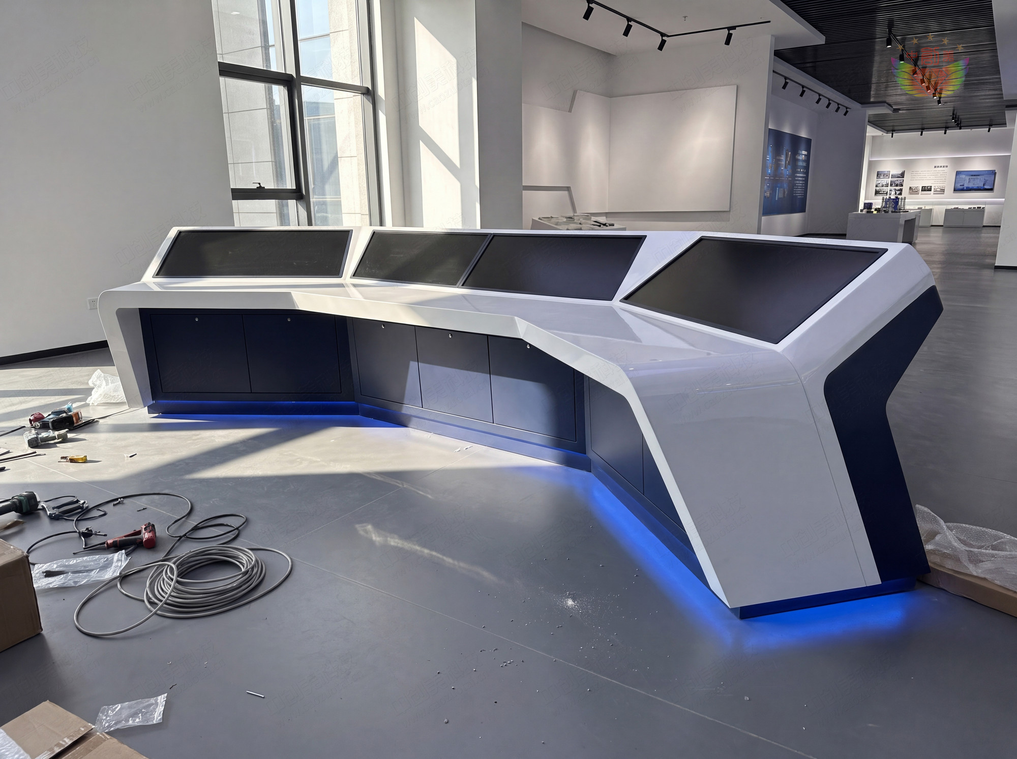 展覽展示廳專用斜面操作臺照片